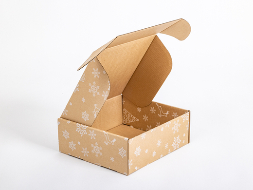 Karton fasonowy świąteczny szary w białe śnieżynki i renifery 305x270x110mm 3W B 460g/m2 Paleta 682 szt.