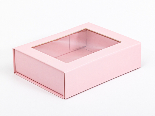 Różowe pudełko magnetyczne z okienkiem 203x152x55 mm 1 szt.