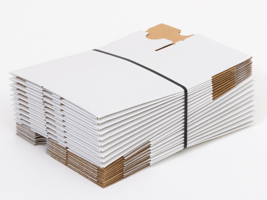 Karton fasonowy z paskiem klejowym i tasiemką zrywającą 200x120x80mm 3W E 350g/m2 Biały Paczka 680 szt.