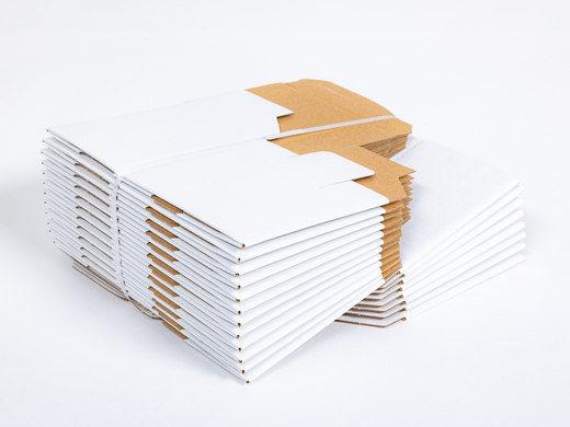 Karton fasonowy 121x89x108mm wew. 3W E 370g/m2 Biały Paczka 800 szt.