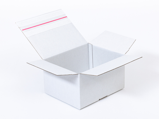 Karton fasonowy z paskiem klejowym i tasiemką zrywającą 250x200x150mm 3W B 380g/m2 Biały-Biały Zestaw palet 4680 szt.